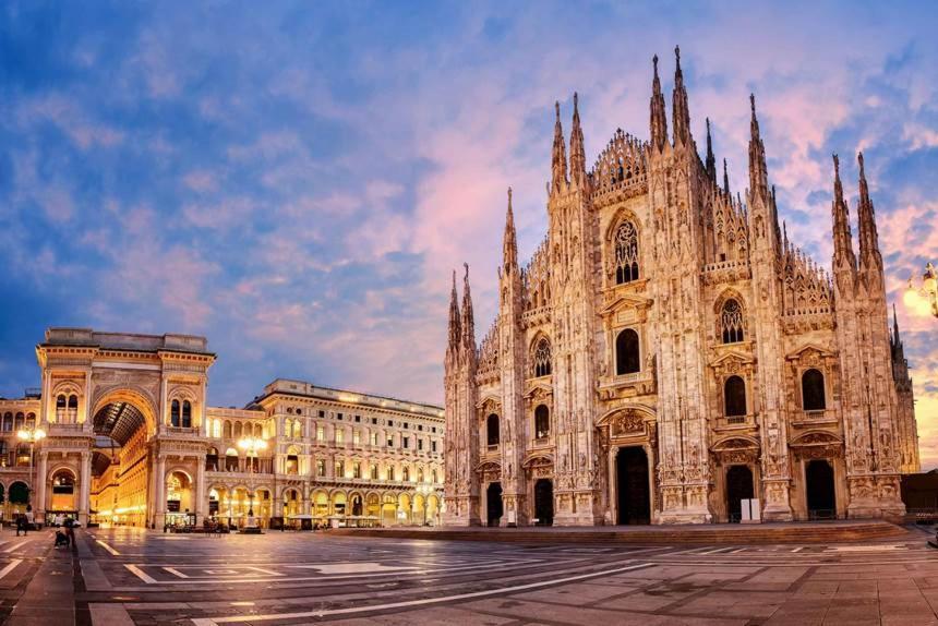 Duomo City Center - Petit Studio Милано Екстериор снимка